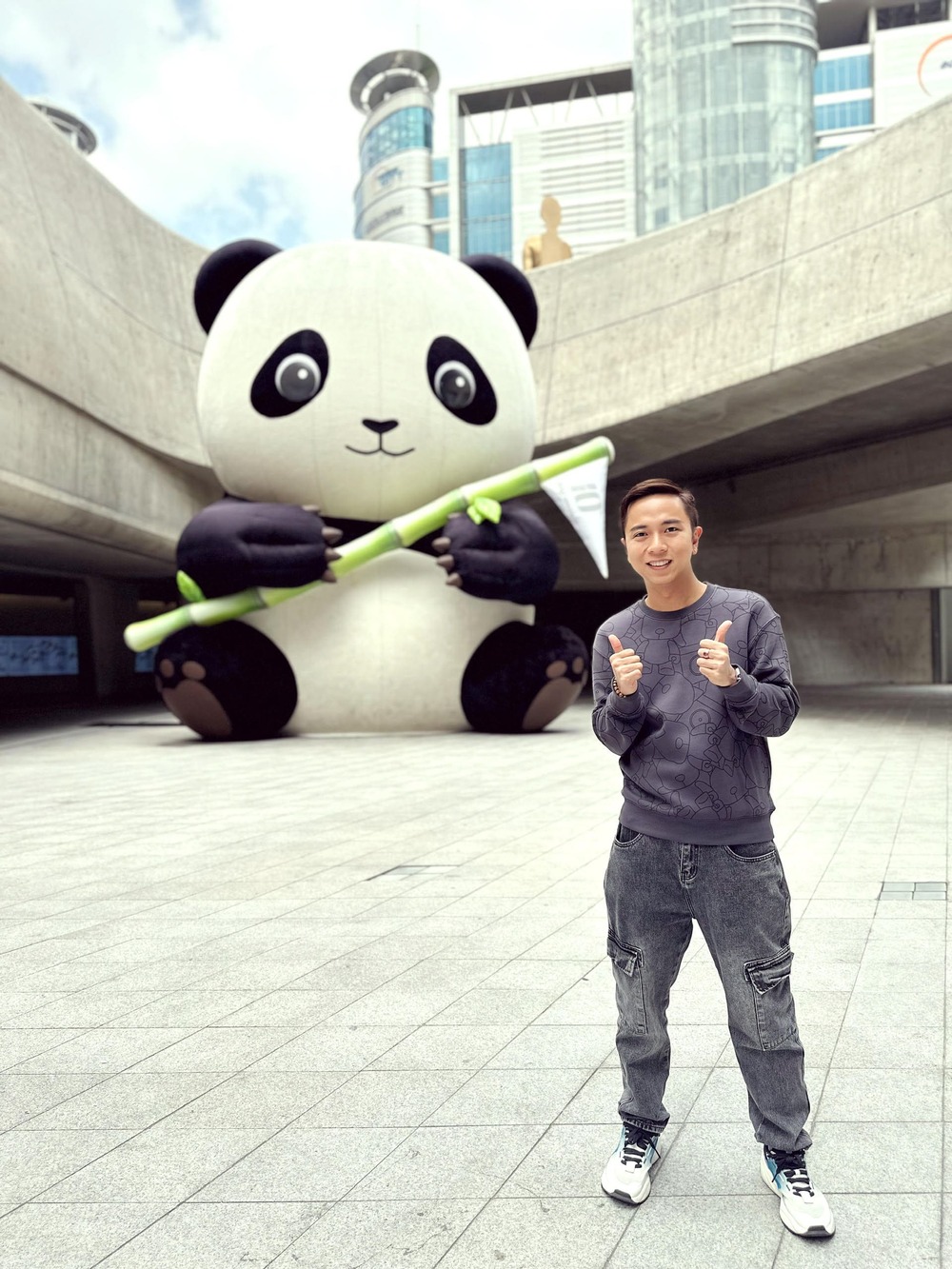 胡志明 美女骑行,帅哥导游-來趣玩旅游