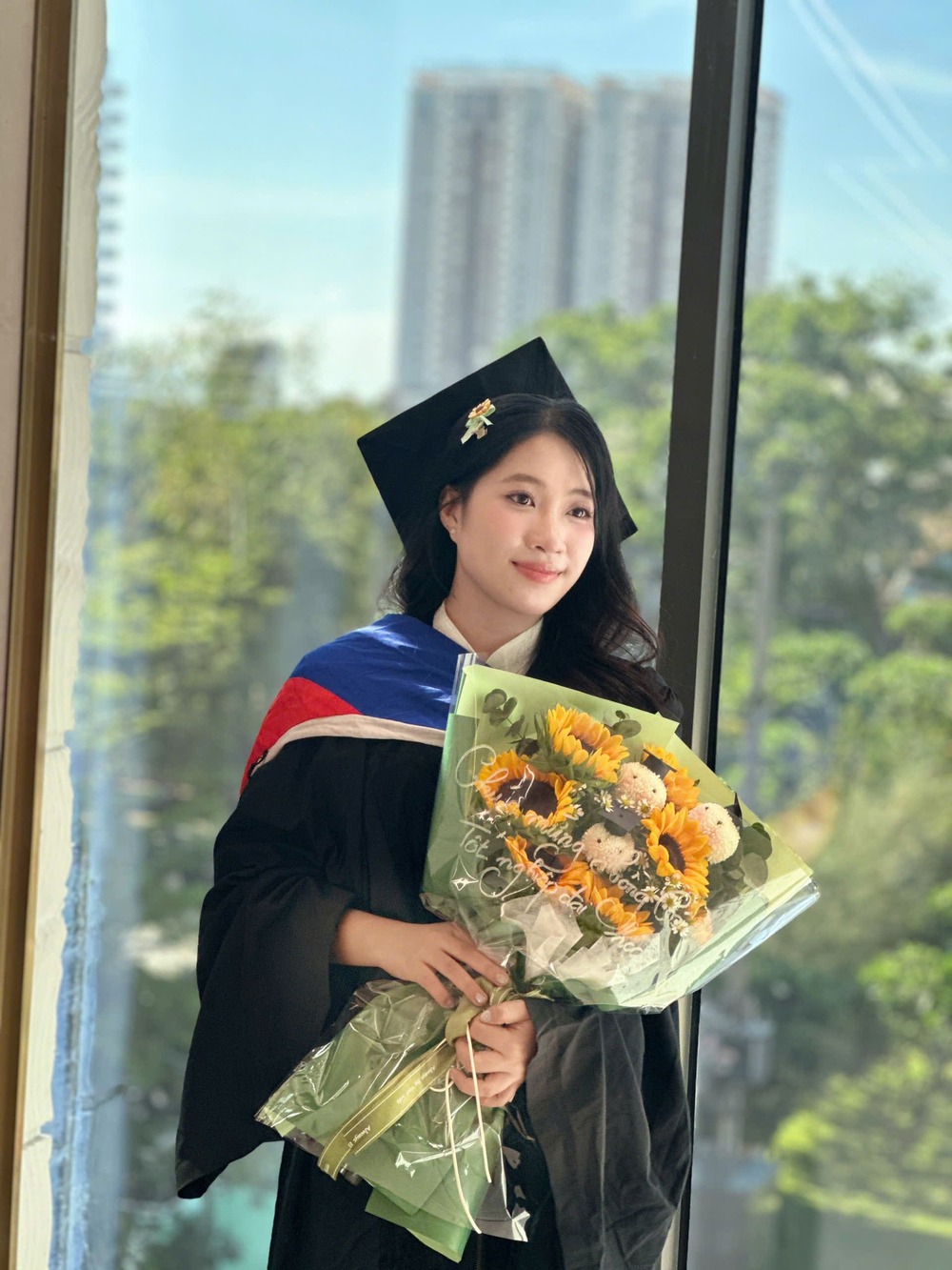 岘港 美女骑行,帅哥导游-來趣玩旅游