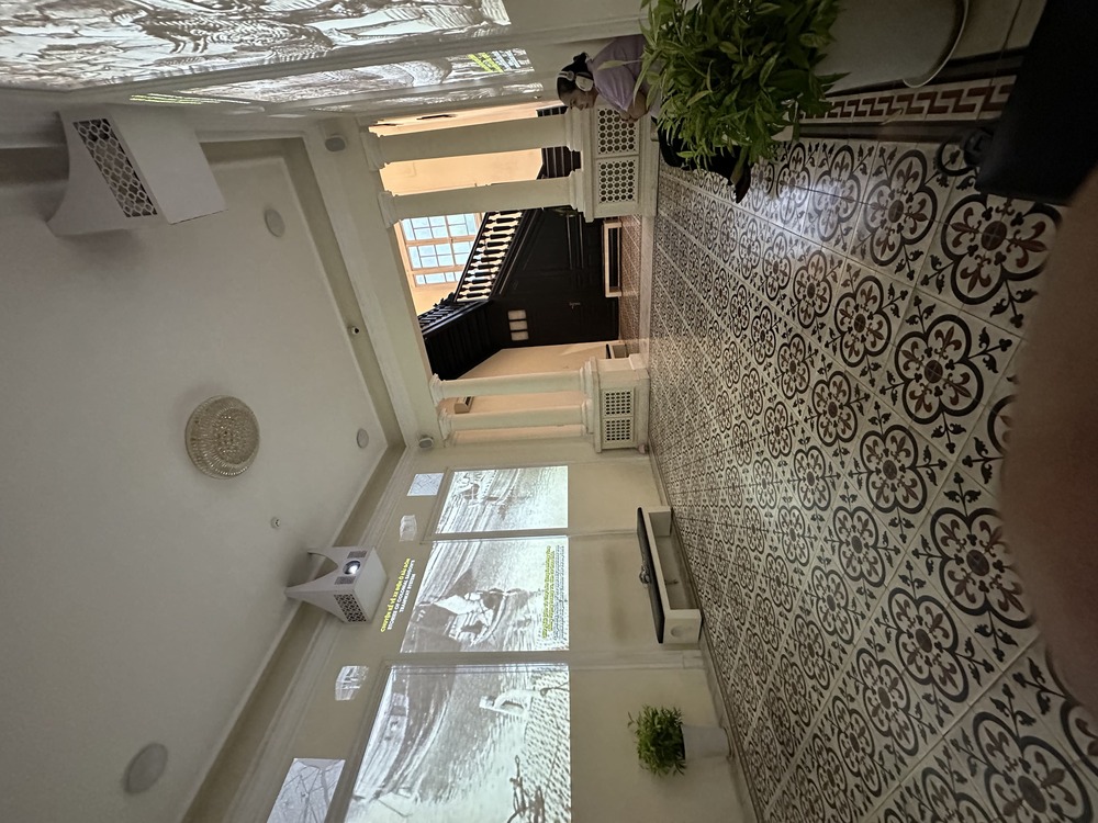 胡志明 美女骑行,帅哥导游-來趣玩旅游