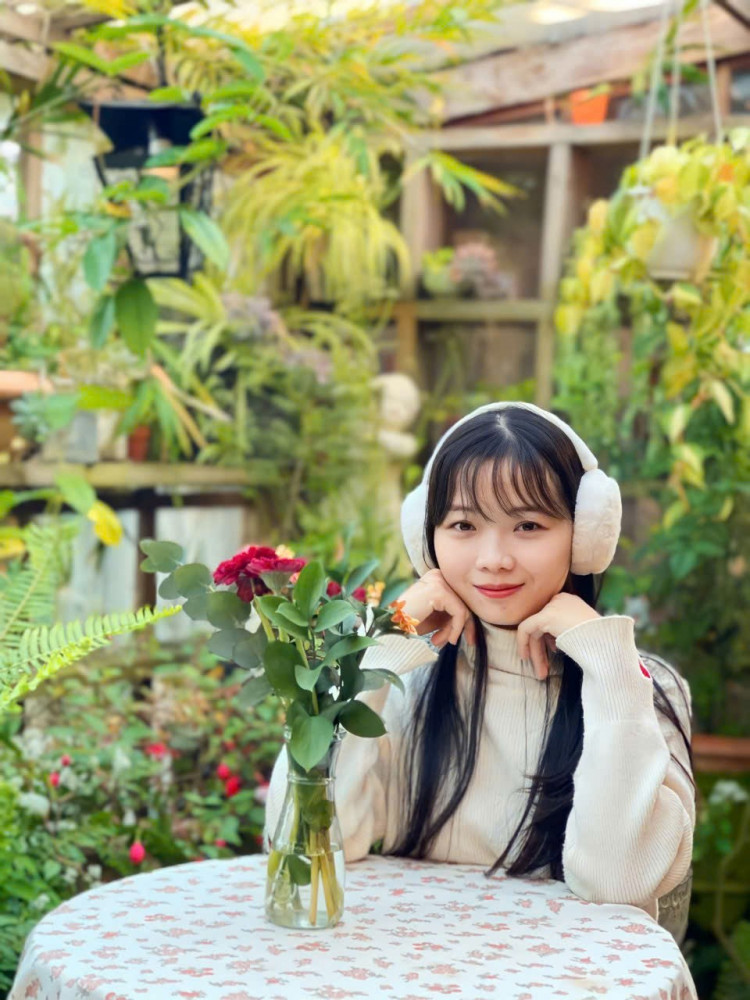 胡志明美女骑行,帅哥导游-來趣玩旅游