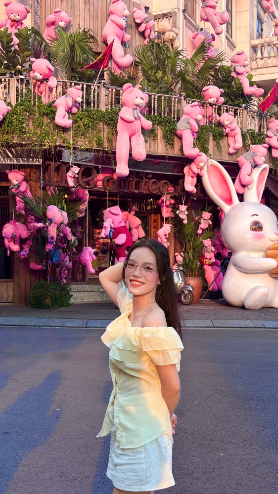 胡志明美女骑行,帅哥导游-來趣玩旅游