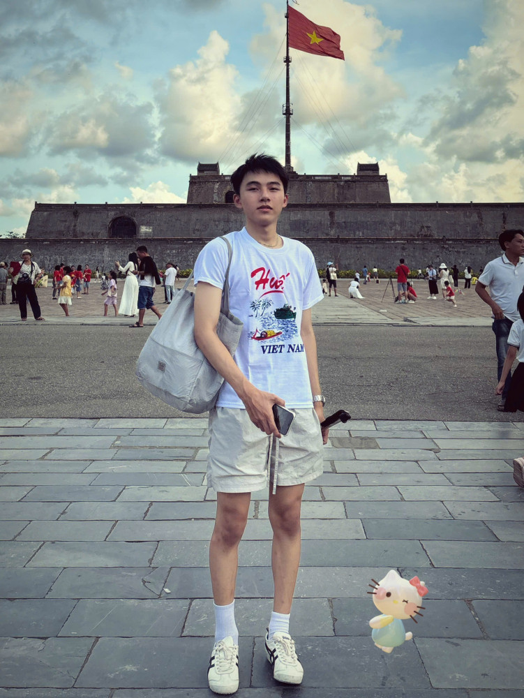 岘港美女骑行,帅哥导游-來趣玩旅游