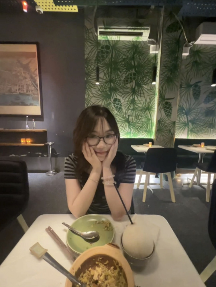 胡志明美女骑行,帅哥导游-來趣玩旅游