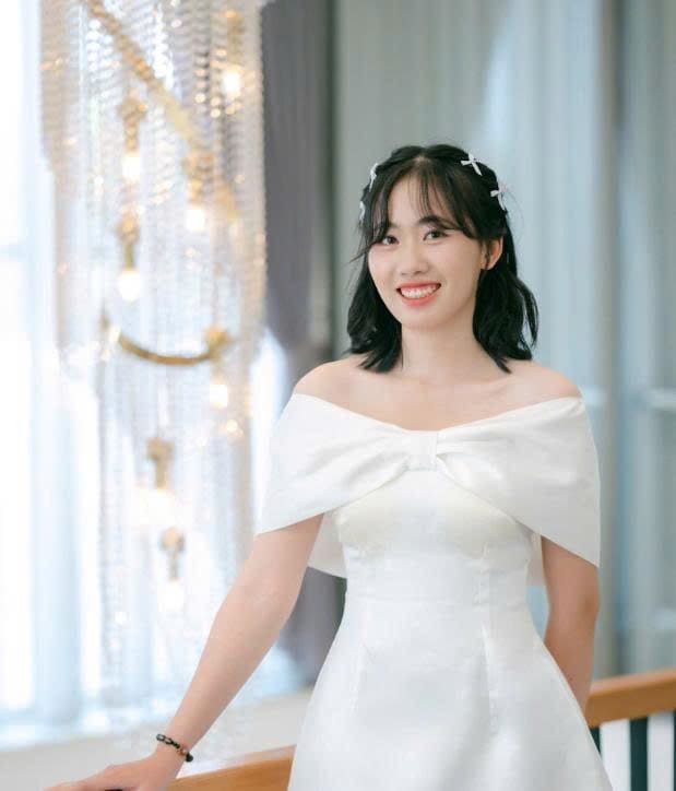 岘港 会安美女骑行,帅哥导游-來趣玩旅游