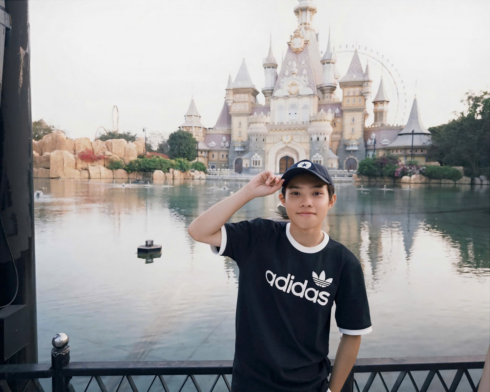 胡志明美女骑行,帅哥导游-來趣玩旅游