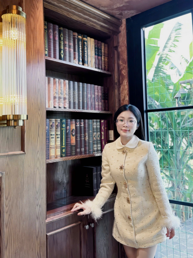 岘港 会安美女骑行,帅哥导游-來趣玩旅游