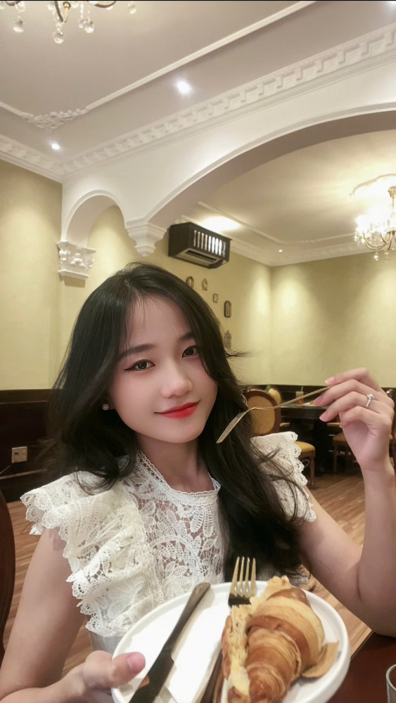 岘港 会安美女骑行,帅哥导游-來趣玩旅游