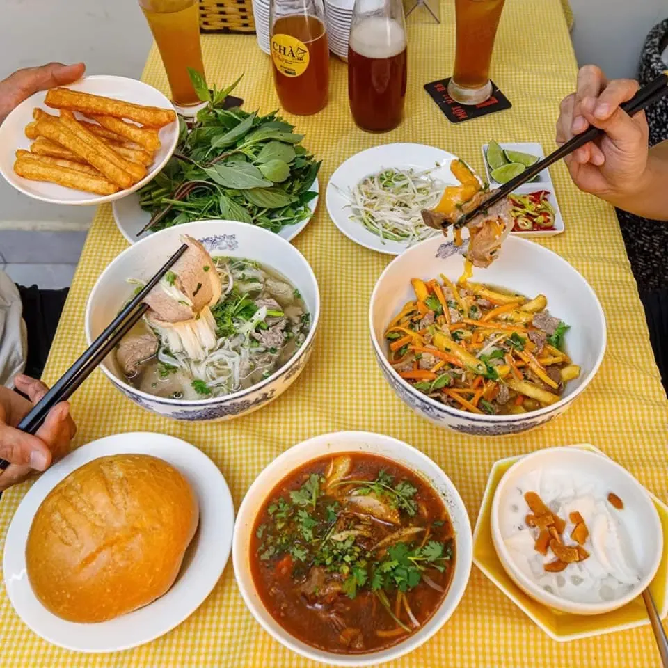 查欧河粉 (Phở Chào)