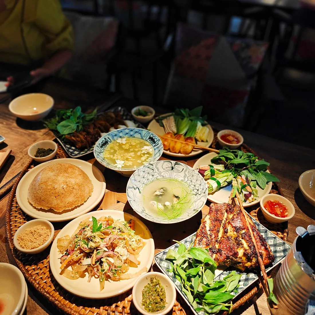 满味餐厅 (Mặn Mòi)