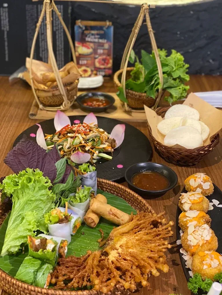 TUE VEGETARIAN CUISINE