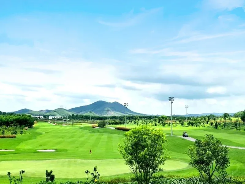 孟清春城高尔夫俱乐部 (Muong Thanh Xuan Thanh Golf Club)