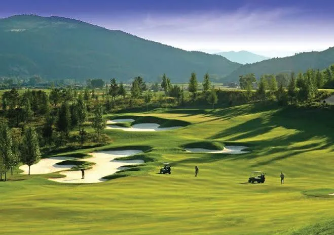 丝路东潮高尔夫乡村俱乐部 (Silk Path Dong Trieu Golf & Country Club)