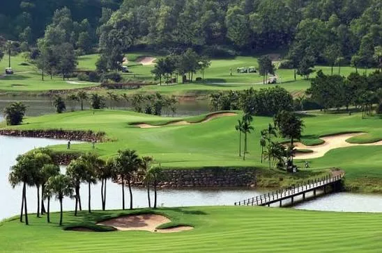 志灵高尔夫球场 (Chi Linh Golf Course)