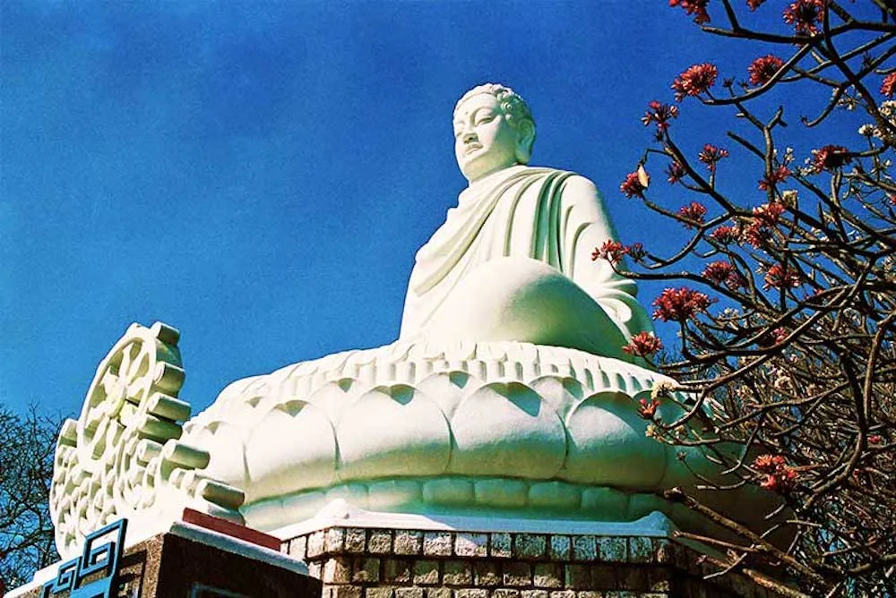 释迦佛台 (Thich Ca Phat Dai)